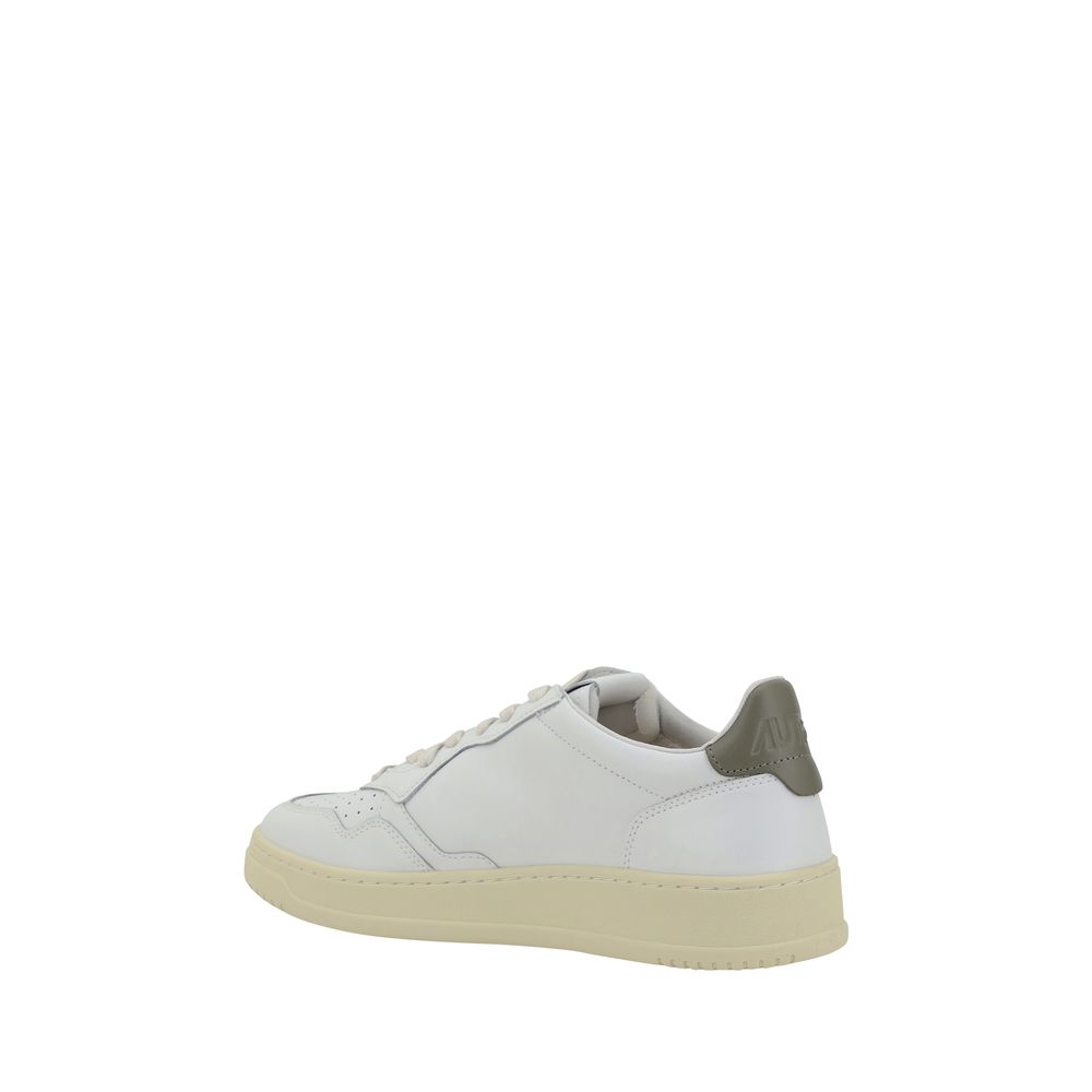 Medalist Low Sneakers